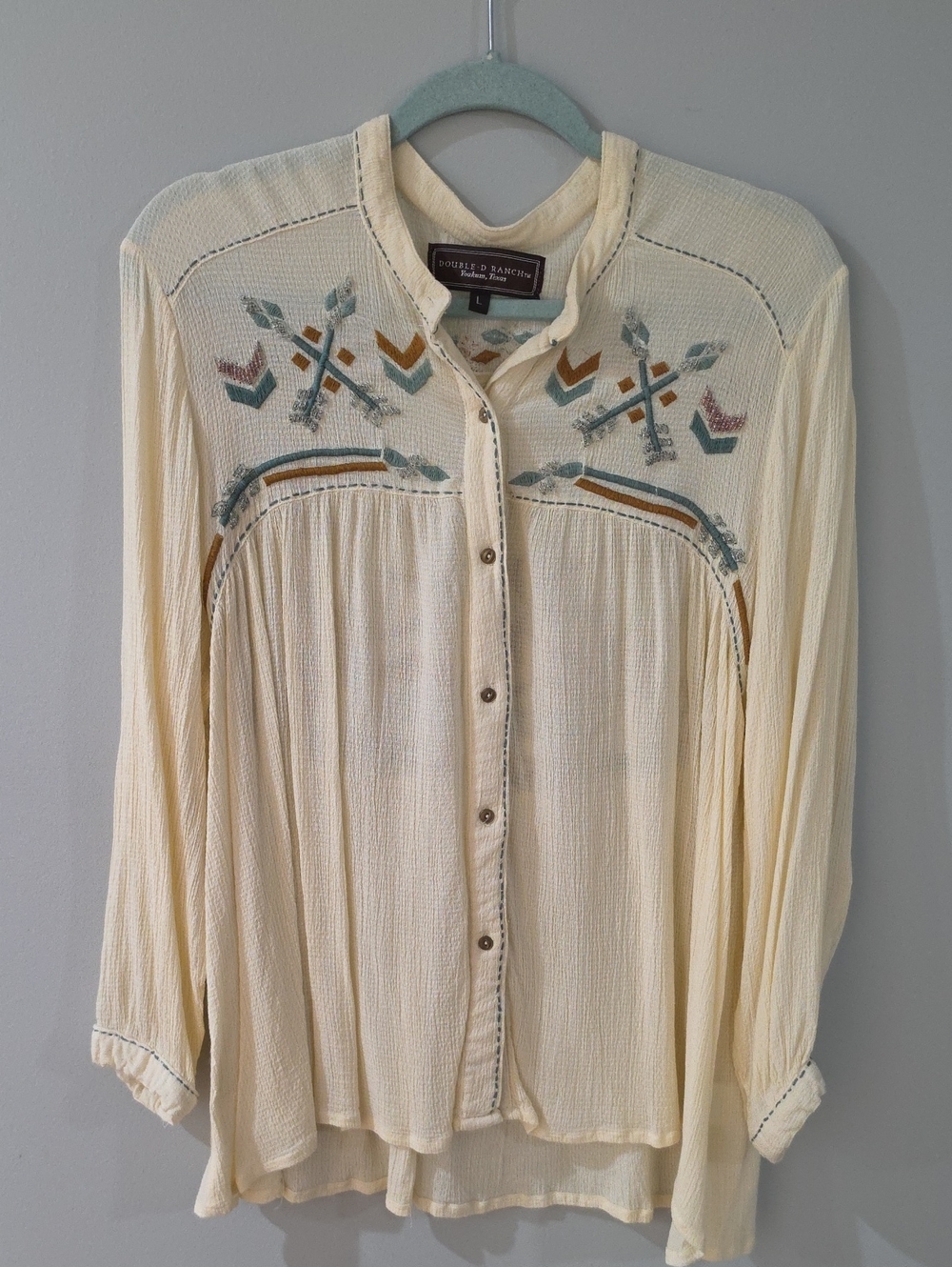 Double D Ranch Cream Button-Front Embroidered Western Blouse